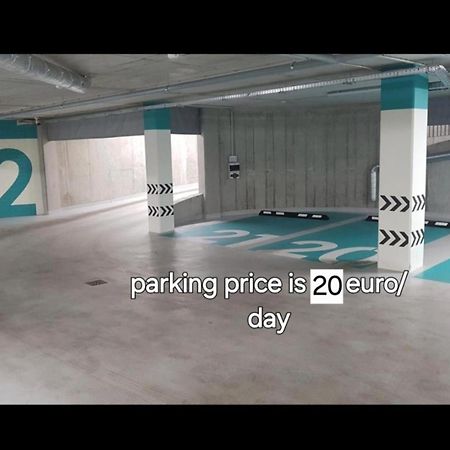 Happy Inn Presidential, Self Check-In, Parking In The Underground Garage VNO Buitenkant foto